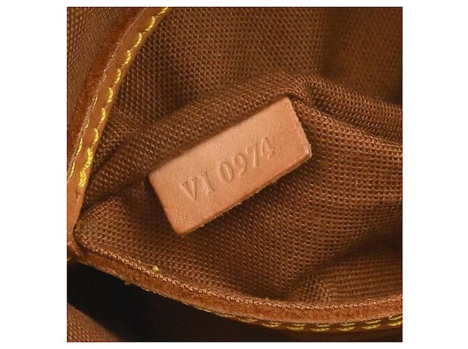 Louis Vuitton Alma Monogram Canvas PM - vista 5