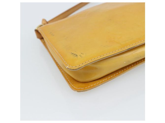 LOUIS VUITTON Monogram Vernis Lexington Pouch Beige M91010 LV Auth 183875 - vista 17