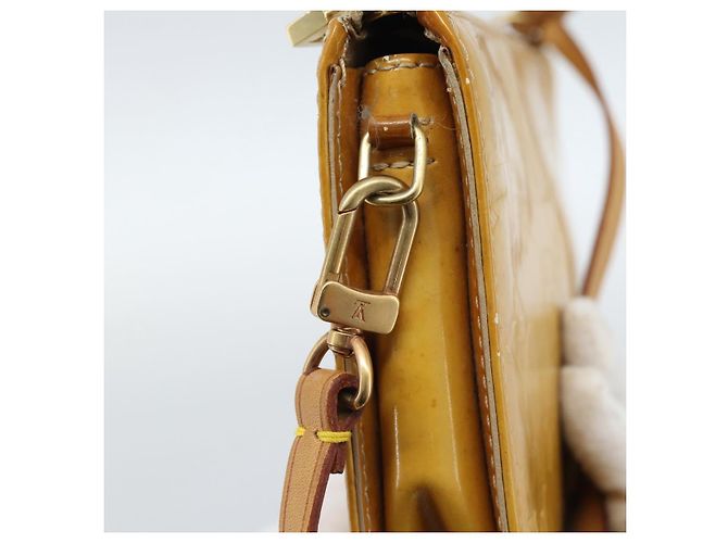 LOUIS VUITTON Monogram Vernis Lexington Pouch Beige M91010 LV Auth 183875 - vista 9