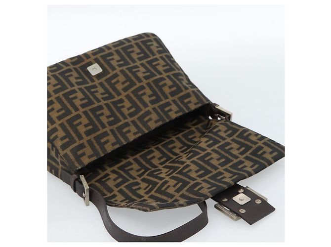 FENDI Zucca Canvas Mamma Baguette Shoulder Bag Black Brown Auth 183009M Marrone Nero - vista 18