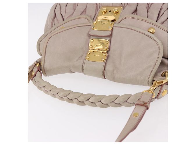 Borsa a tracolla Miu Miu Matelasse in pelle 2way Beige Gold Auth 184159A D'oro - vista 6