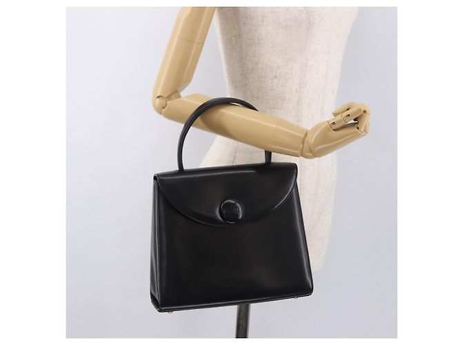 GIVENCHY Handtasche aus Leder Schwarz Gold Auth 182204A Golden - Ansicht 22