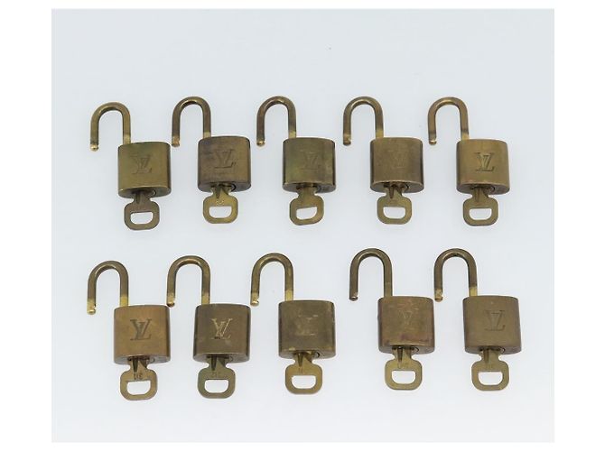 LOUIS VUITTON Set di 10 lucchetti Padlock metallo Oro LV Auth 173149 D'oro - vista 8