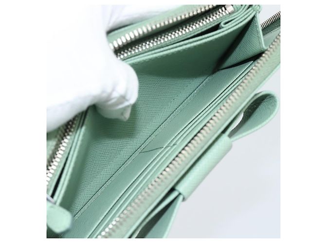Cartera larga PRADA Ribbon de piel Saffiano Verde Plata Auth 182941SAM - vista 23