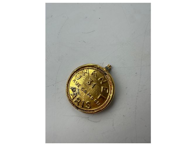 Gabrielle Pendente Vintage Chanel Logo Oro Ottone D'oro - vista 3