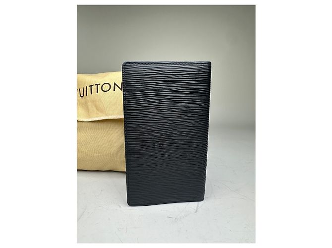 Vintage Louis Vuitton Epi Leather Wallet Black - view 11