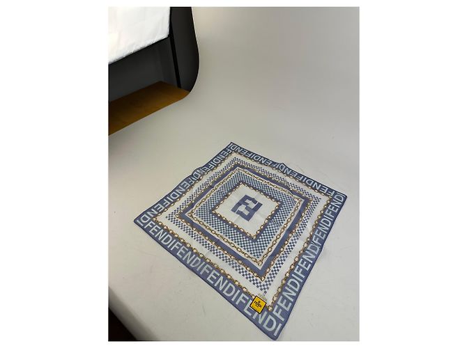 Sciarpa di seta vintage Fendi FF Logo stampa a catena Bianco Blu Oro - vista 6