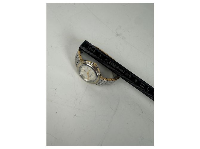Vintage Givenchy Armbanduhr aus Edelstahl Silber Gold - Ansicht 7