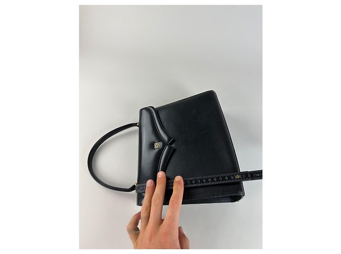 Vintage Givenchy strukturierte Lederhandtasche Schwarz Gold - Ansicht 9