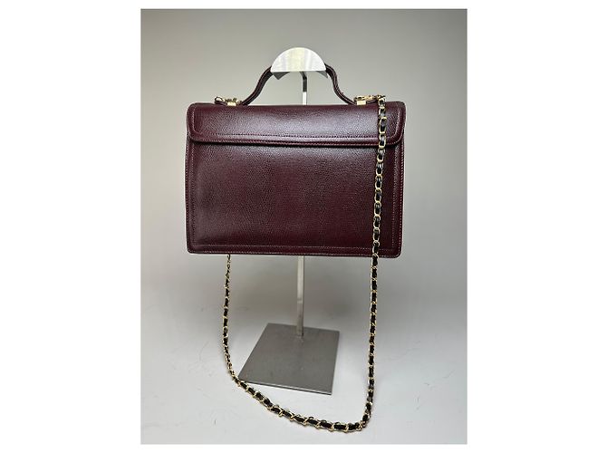 Vintage Givenchy Leder Schultertasche Burgund Goldkette Early 2000s Bordeaux - Ansicht 2