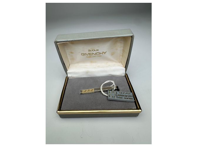 Vintage Givenchy Logo Brosche Silber Gold mit Box - Ansicht 4