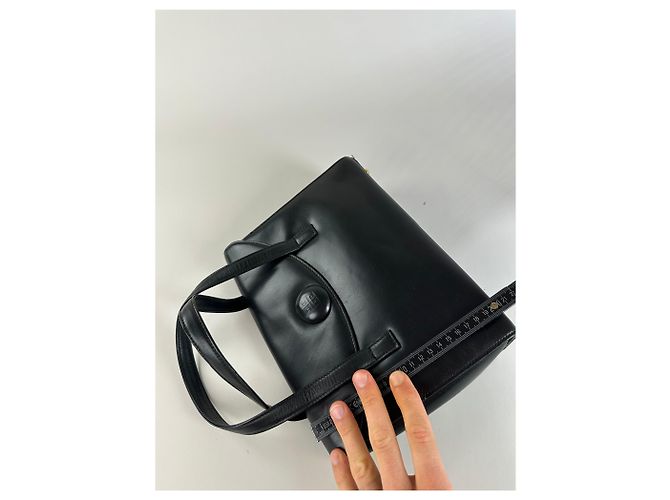 Vintage Givenchy strukturierte Lederhandtasche Schwarz Gold - Ansicht 9