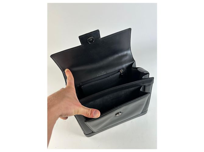 Borsa a mano Vintage Givenchy in pelle liscia nera e argento Nero - vista 3