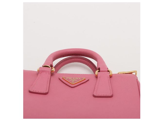 Prada Borsa a Mano Galleria Mini in Pelle Saffiano Rosa - vista 6