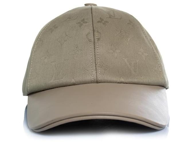 Louis Vuitton, First cap in beige - vista 3