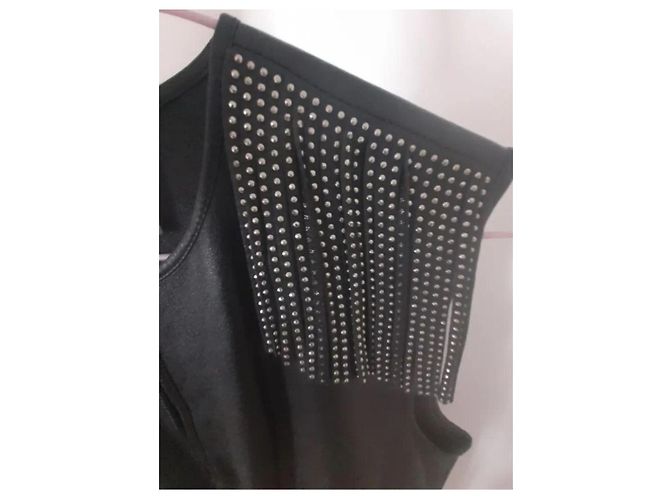 Saint Laurent Vestido Curto de Couro Preto com Tachas - vista 3