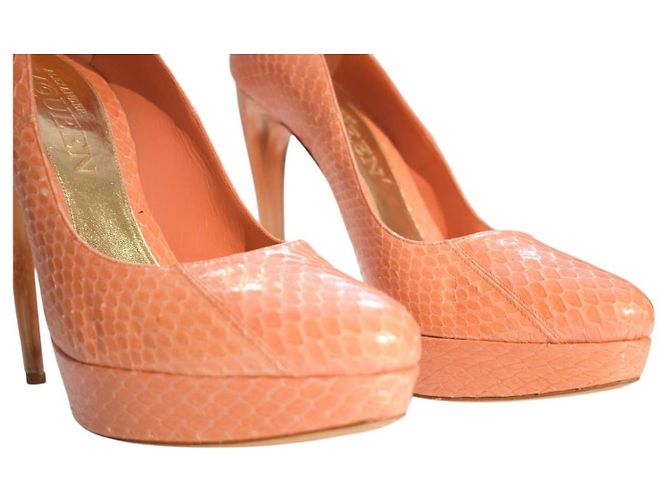 Alexander McQueen Peach Snakeskin Embossed Leather Platform Pumps - view 12