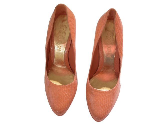 Alexander McQueen Peach Snakeskin Embossed Leather Platform Pumps - view 8
