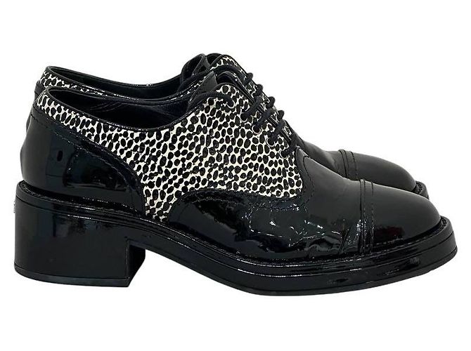 Chanel Derby mit Absatz aus Lackleder mit Leopardenmuster EU 38 Gebraucht - Ansicht 2
