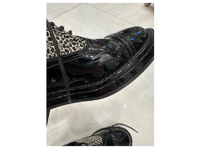 Chanel Derby mit Absatz aus Lackleder mit Leopardenmuster EU 38 Gebraucht - Ansicht 9
