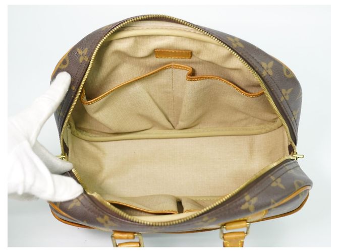 Borsa Louis Vuitton Trouville in tela Monogram medium Marrone - vista 3
