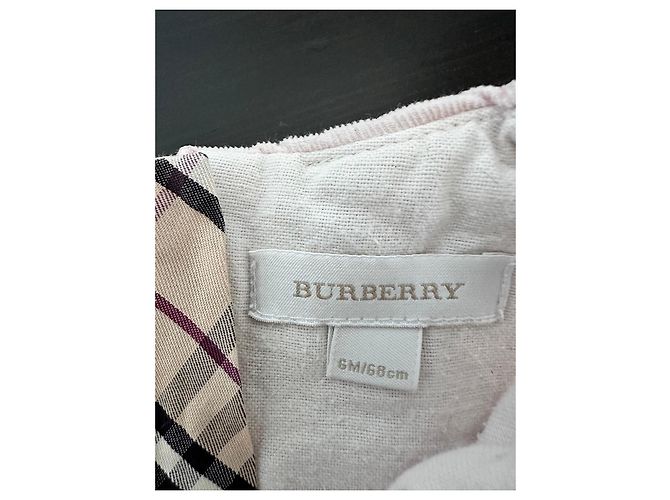 Burberry Mädchen Kleid aus rosa Cord Pink - Ansicht 3