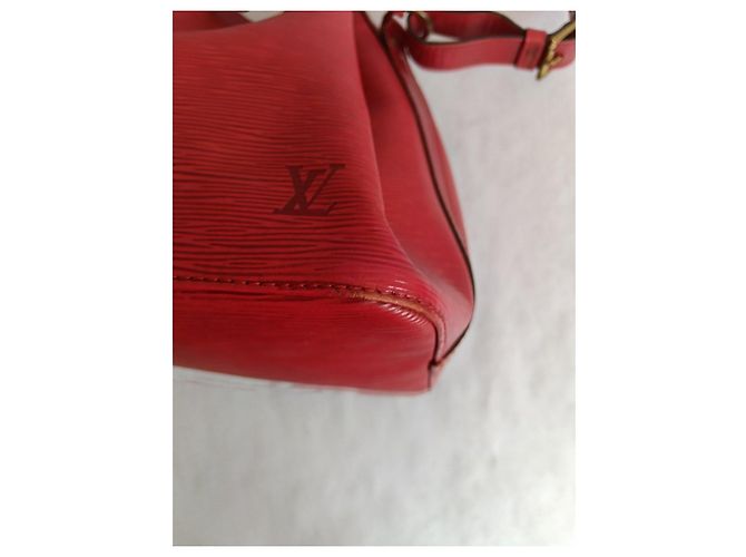 Noe Louis Vuitton Noé in pelle Epi rossa Rosso - vista 12