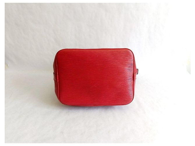 Noe Louis Vuitton Noé in pelle Epi rossa Rosso - vista 5