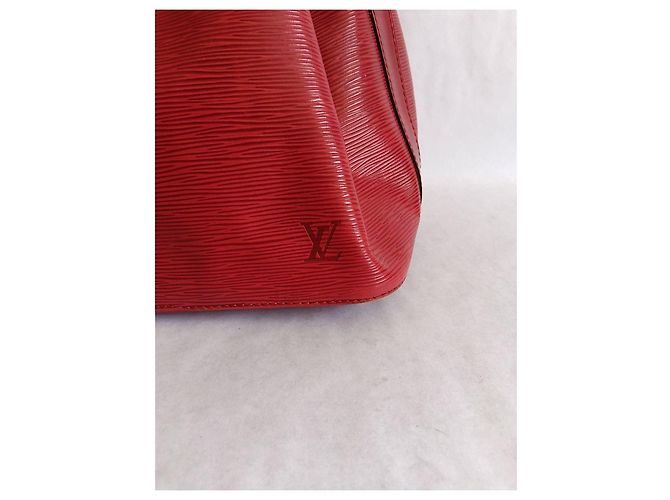 Noe Louis Vuitton Noé in pelle Epi rossa Rosso - vista 9