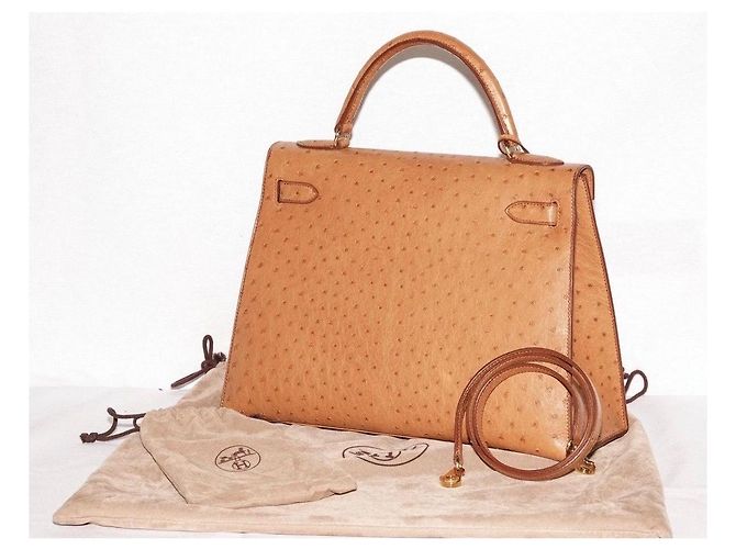 Hermès Kelly 32 in pelle di struzzo Gold Cammello - vista 2
