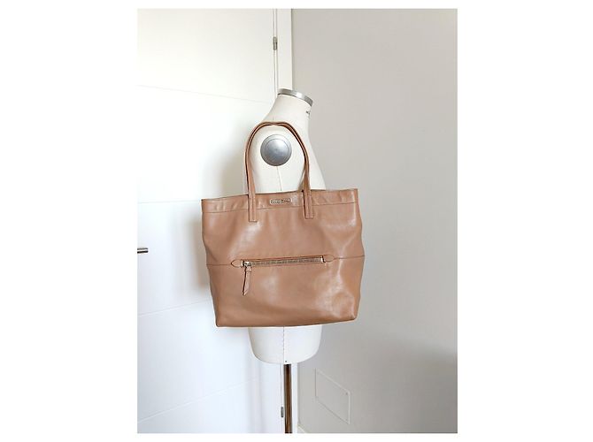 Borsa Tote Miu Miu in pelle marrone - vista 15