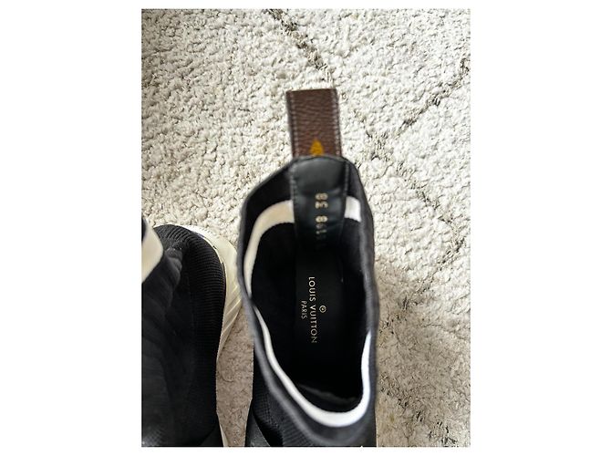 Louis Vuitton Botines Sock Boots Negro - vista 3