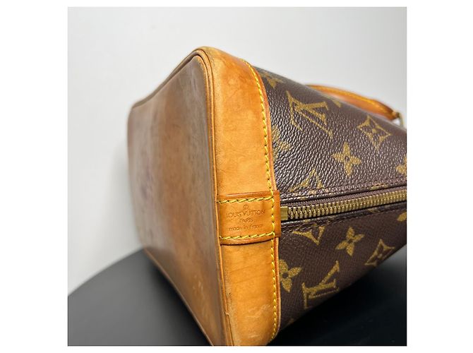 Bolsa Louis Vuitton Alma Monogram Marrom - vista 4
