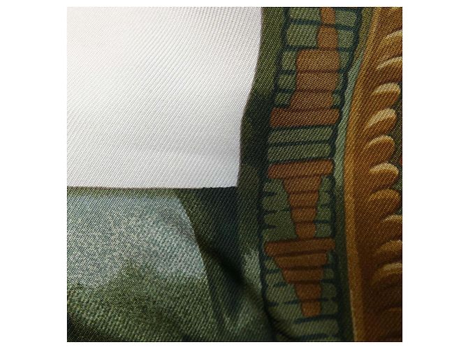 Hermès Hermes Twillaine Seidenmischung Kleid Beige Grün - Ansicht 7