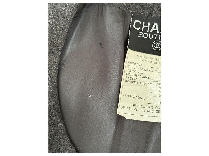 Chanel ärmellose Weste aus Wolle in Grau - vista 2