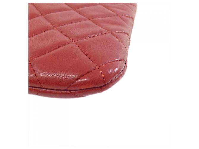 Pochette Chanel Timeless Classic Line Roja - vista 4