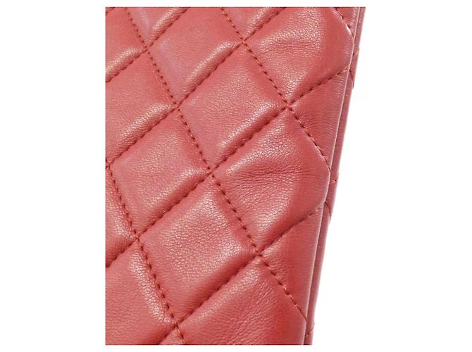 Pochette Chanel Timeless Classic Line Roja - vista 7