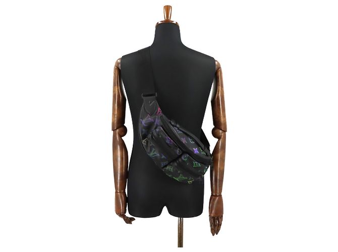 Louis Vuitton LOUIS VUITTON Monogram Spotlight Comet Bumbag Marsupio in pelle nero Boris RFID - vista 10