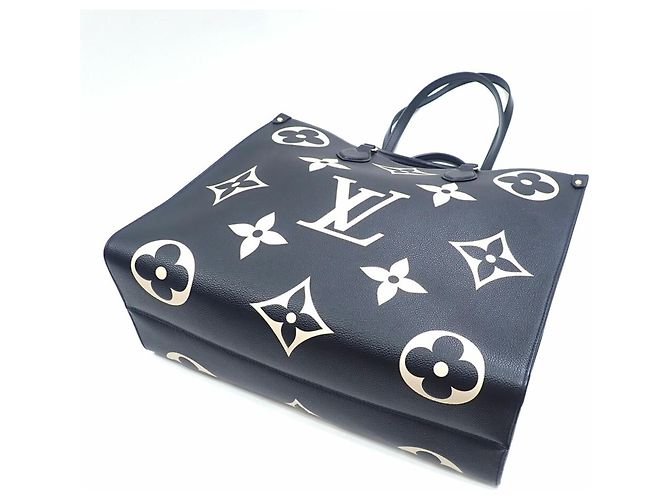 Borsa Tote Louis Vuitton Bicolor Monogram Empreinte OnTheGo GM da Donna Nero Beige - vista 2
