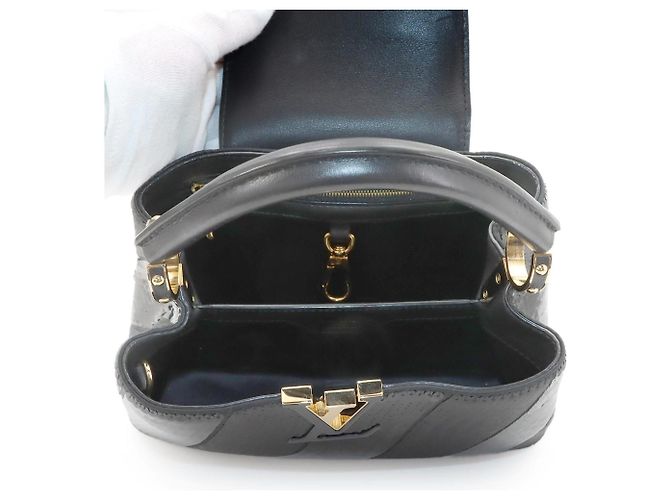 Borsa a mano/a spalla Louis Vuitton Capucines BB, Pelle con paillettes, Nero - vista 6