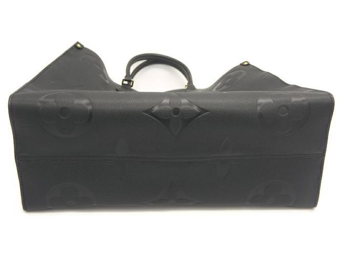 LOUIS VUITTON Borsa OnTheGo GM Monogram Empreinte Nero - vista 3