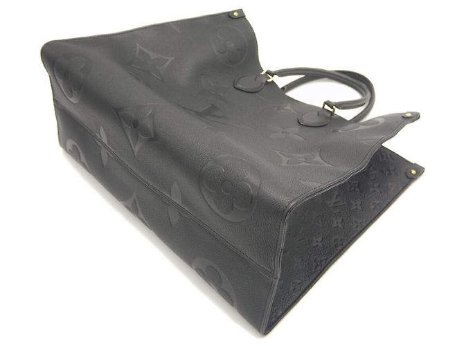 LOUIS VUITTON Borsa OnTheGo GM Monogram Empreinte Nero - vista 4