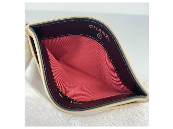Tarjetero Chanel Gabrielle Negro Beige - vista 3