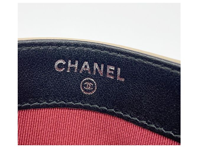 Tarjetero Chanel Gabrielle Negro Beige - vista 4