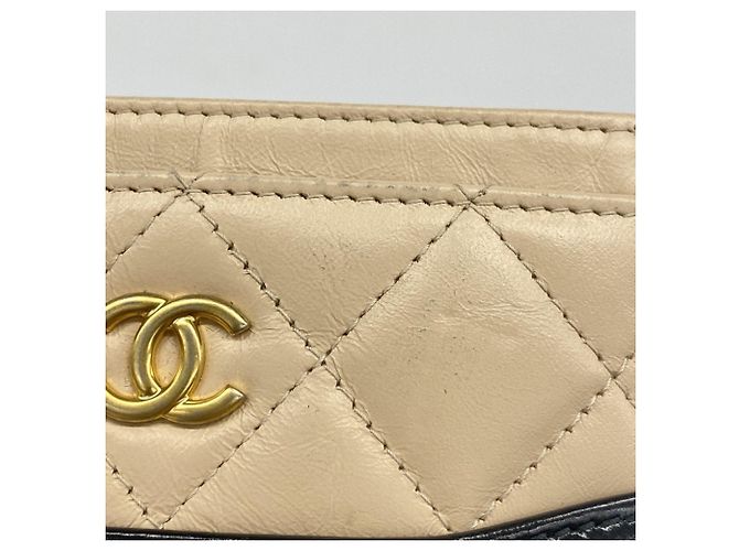 Tarjetero Chanel Gabrielle Negro Beige - vista 7