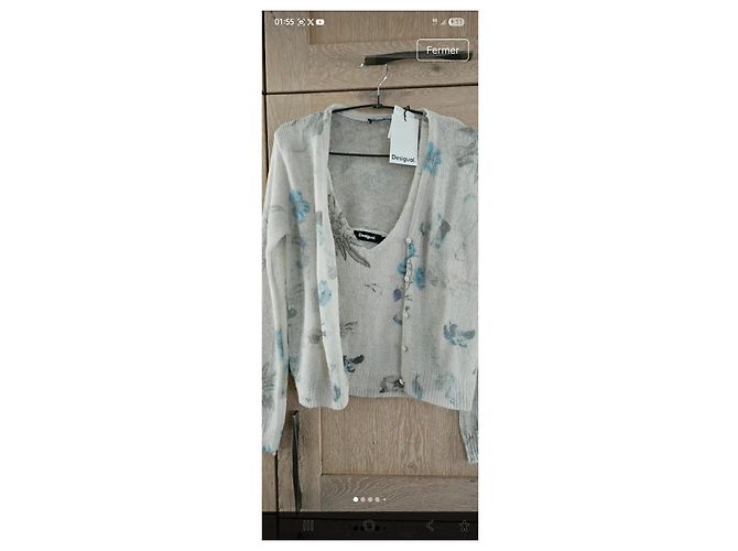 Desigual Twinset Strickjacke und Top mit Blumenmuster Weiß Blau Grau - Ansicht 2