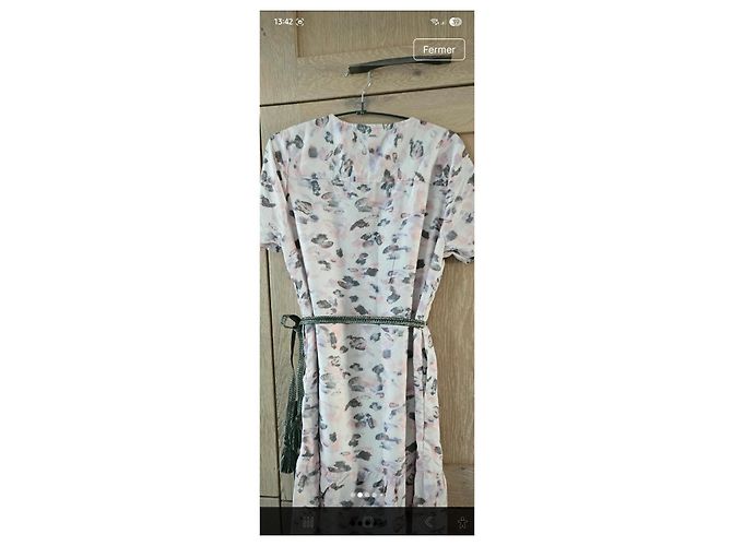 Autre Marque Kaporal Wickelkleid mit Blumenprint Pink Weiß Grau Lila - Ansicht 3