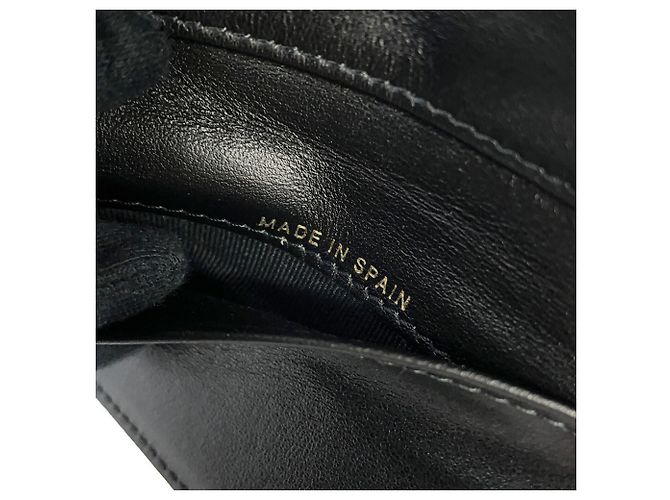 Timeless Chanel Tri-fold Wallet Black - view 16