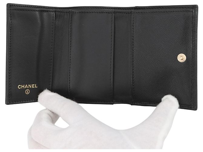 Timeless Chanel Tri-fold Wallet Black - view 4