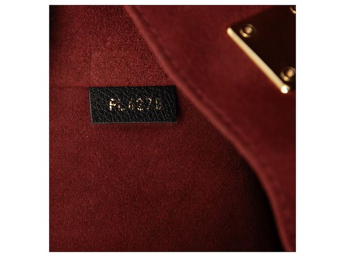 Twist Tote Lockme in pelle nera Louis Vuitton Nero - vista 6